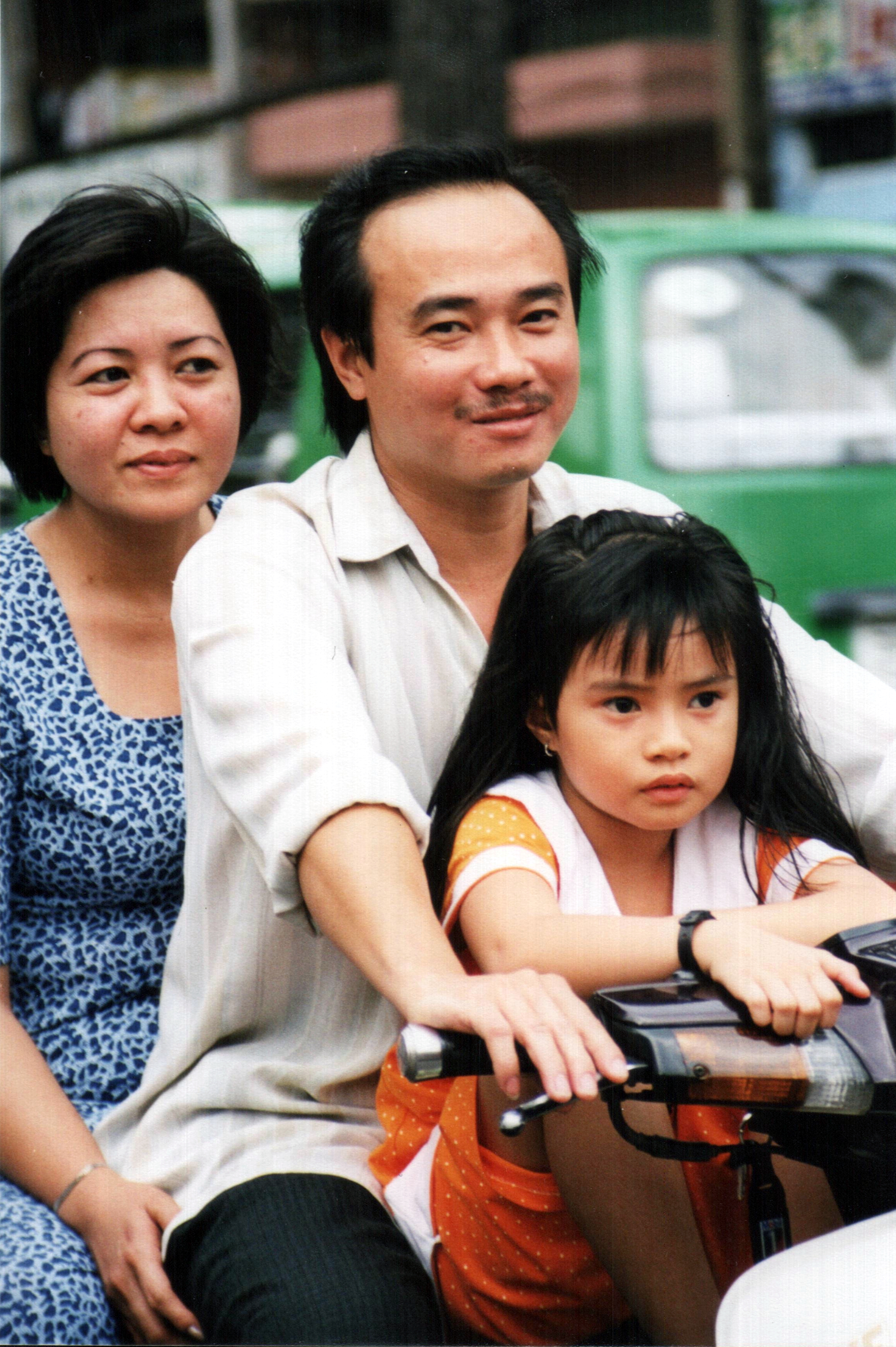 11familyvaluesvietnamadj.jpg