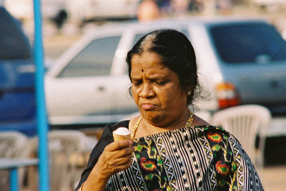 f1080002.jpg